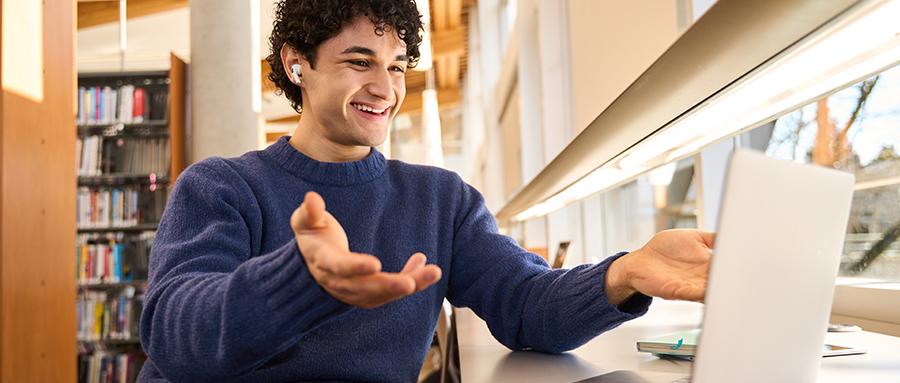 35 Questions to Ask College Admissions Officers