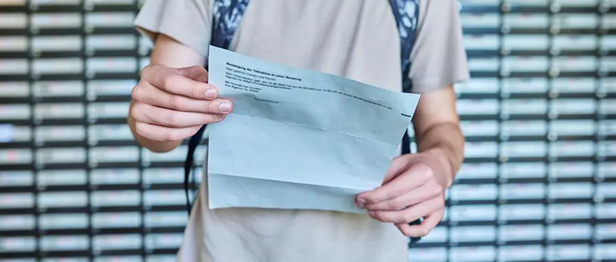 College Admissions Guide on Waitlisting