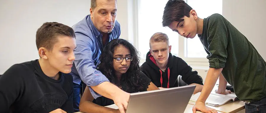 AI Programs for High School Students